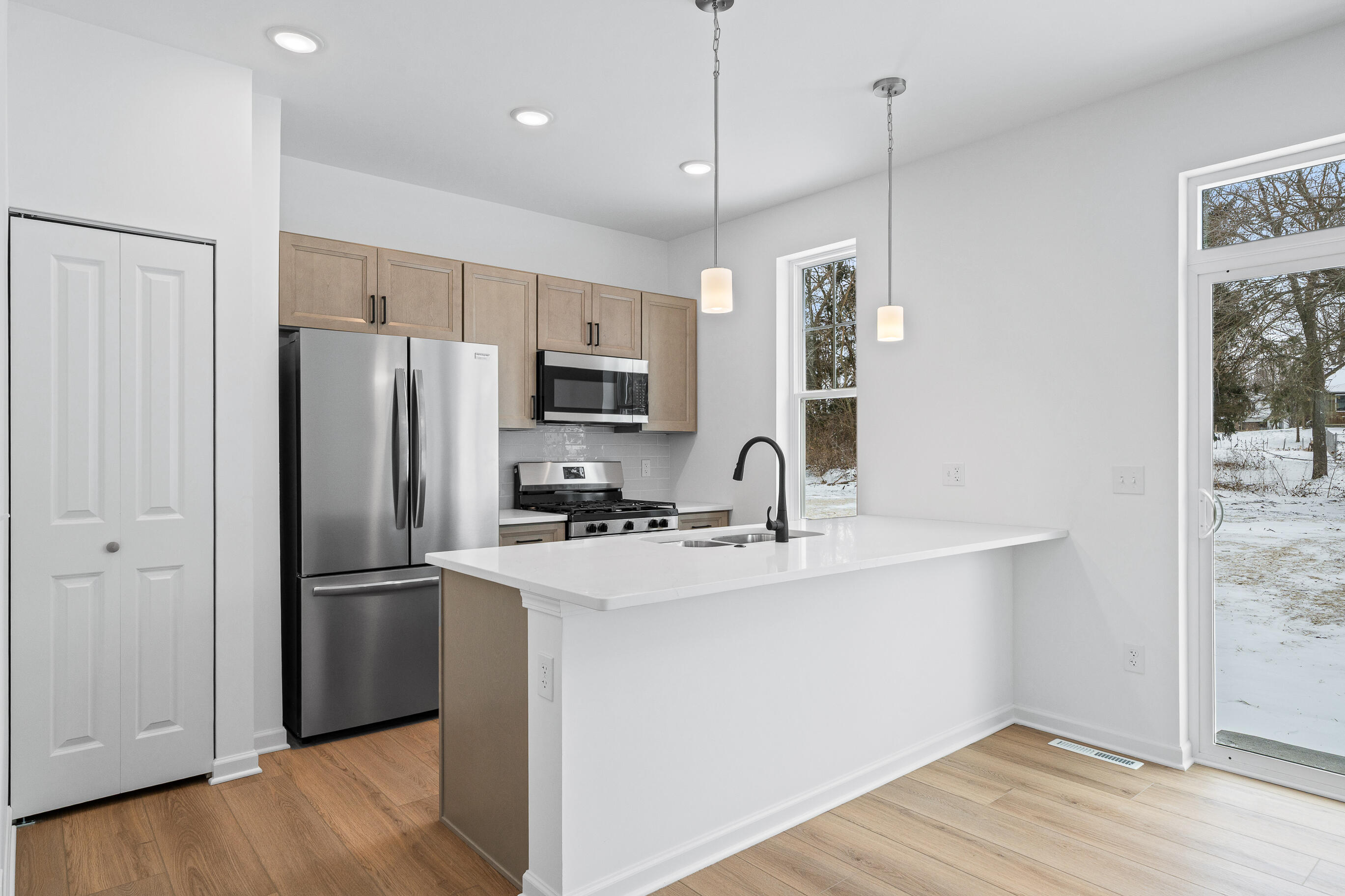 1589 Meadowview Court Whitewater, WI 53190 - Photo 16 of 27 Kitchen