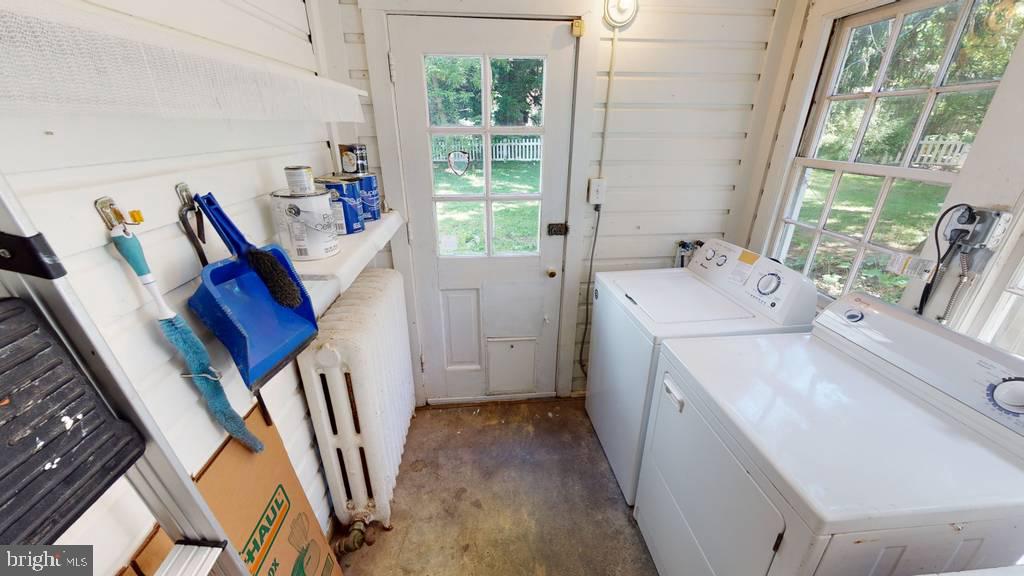732 Spring Lane Philadelphia, PA 19128 - Photo 10 of 37 laundry room