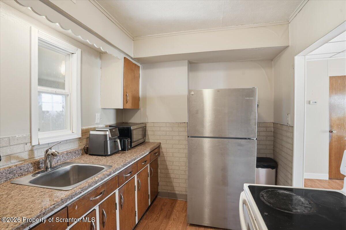 504 Electric Street Scranton, PA 18509 - Photo 12 of 53 Kitchen