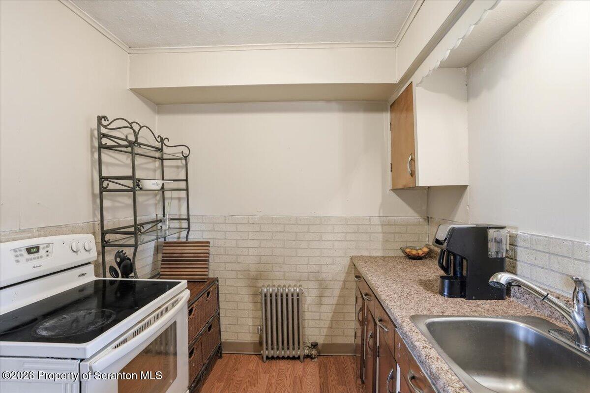 504 Electric Street Scranton, PA 18509 - Photo 13 of 53 Kitchen