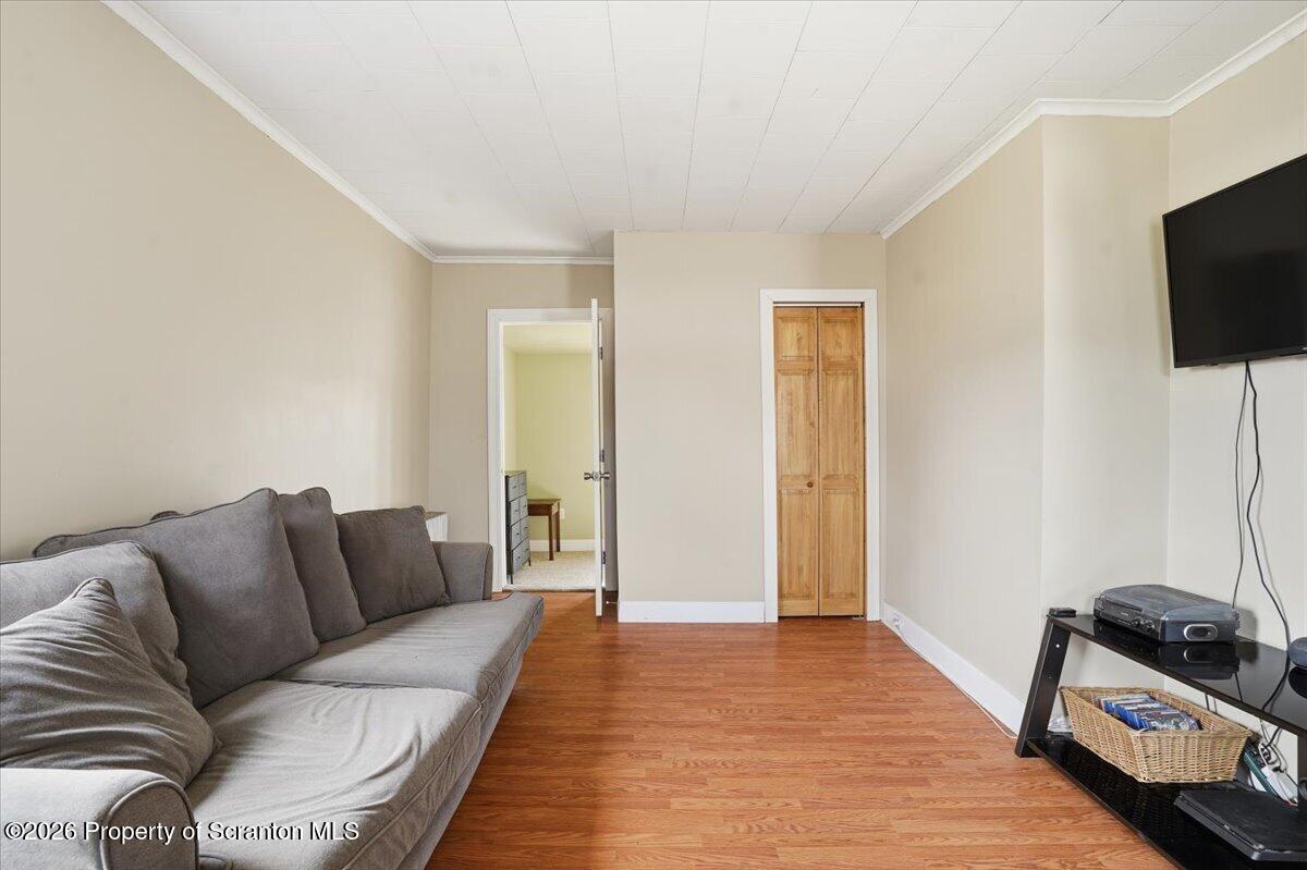 504 Electric Street Scranton, PA 18509 - Photo 16 of 53 Living Room