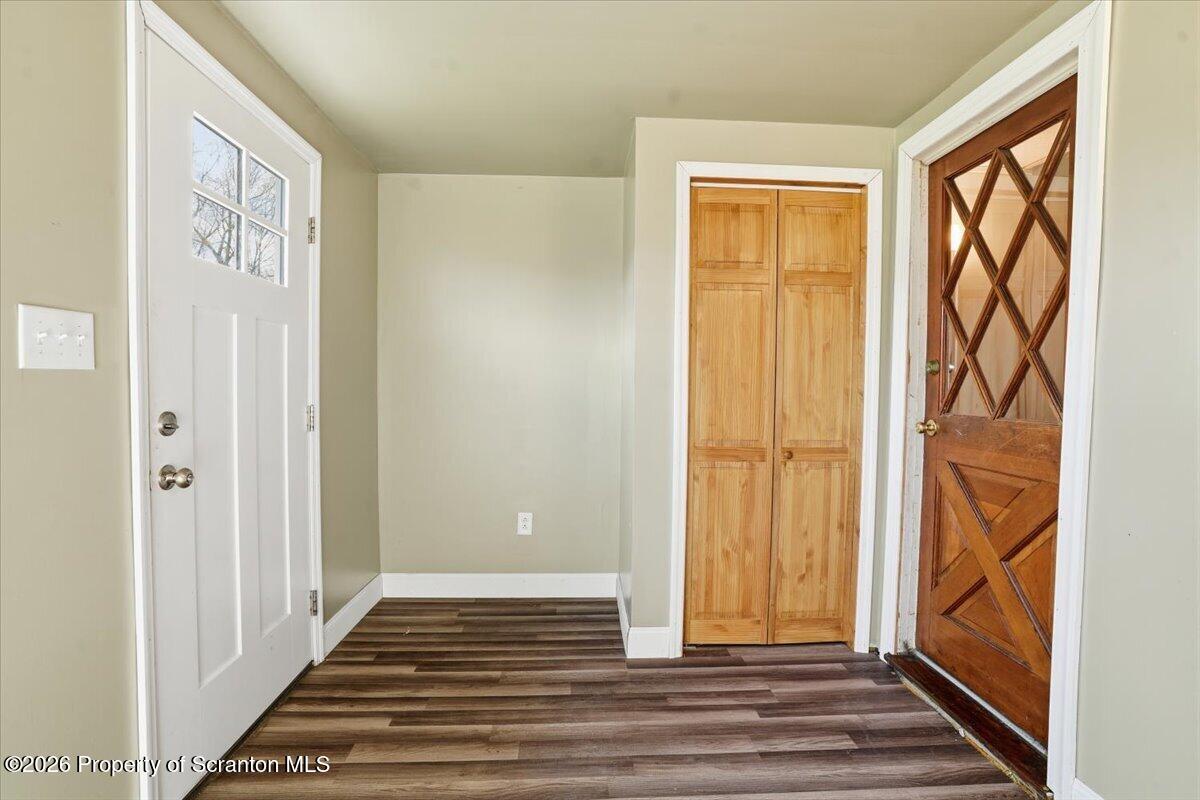 504 Electric Street Scranton, PA 18509 - Photo 23 of 53 Mudroom/Bedroom