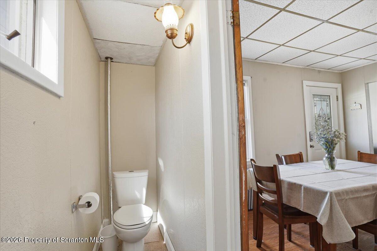 504 Electric Street Scranton, PA 18509 - Photo 24 of 53 Half Bathroom