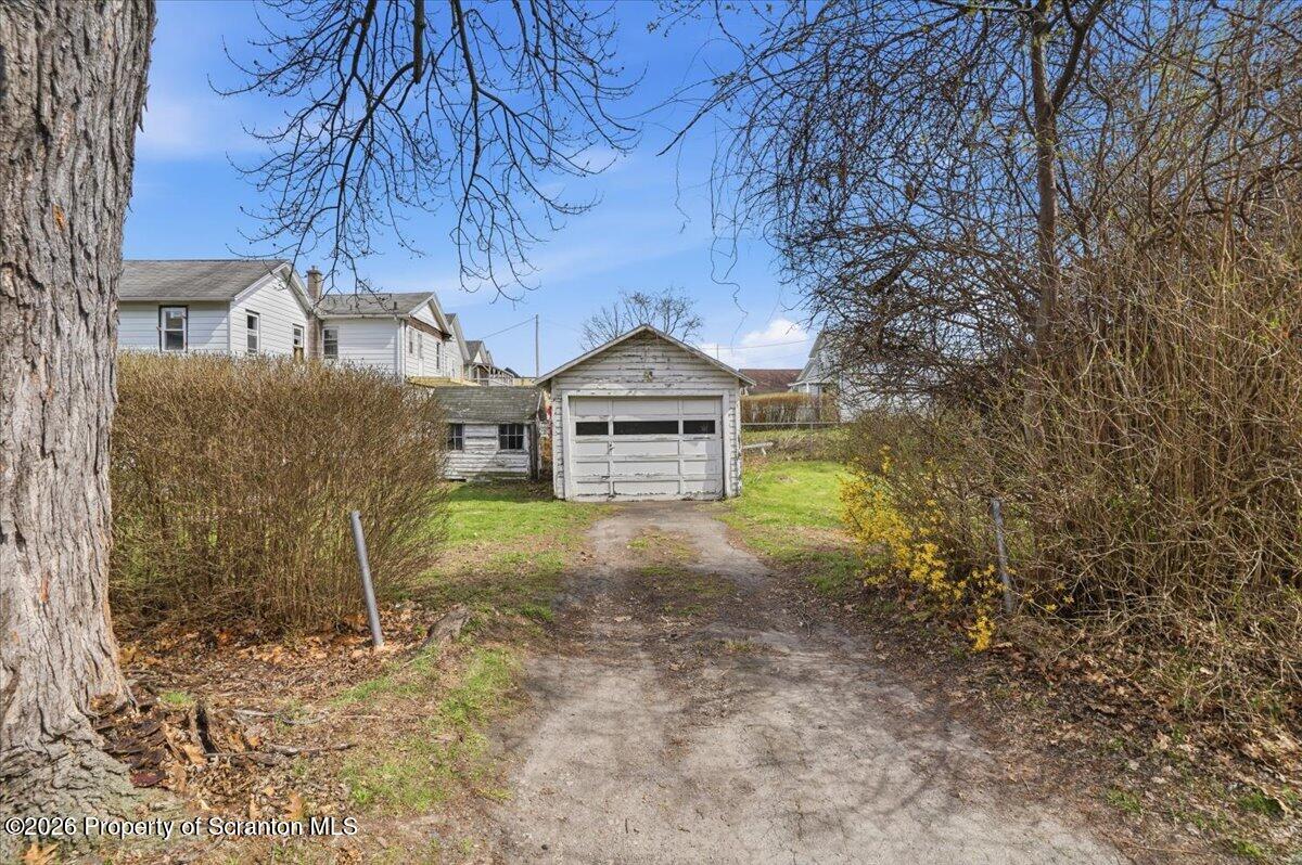 504 Electric Street Scranton, PA 18509 - Photo 42 of 53 Garage