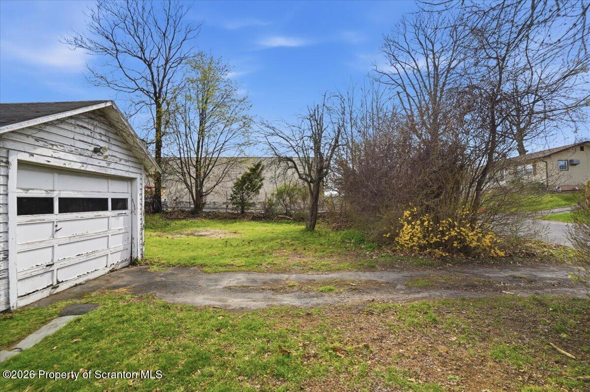 504 Electric Street Scranton, PA 18509 - Photo 43 of 53 Garage