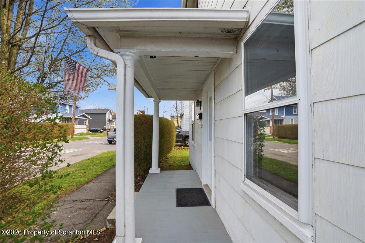 504 Electric Street Scranton, PA 18509 - Photo 6 of 53 Front Porch