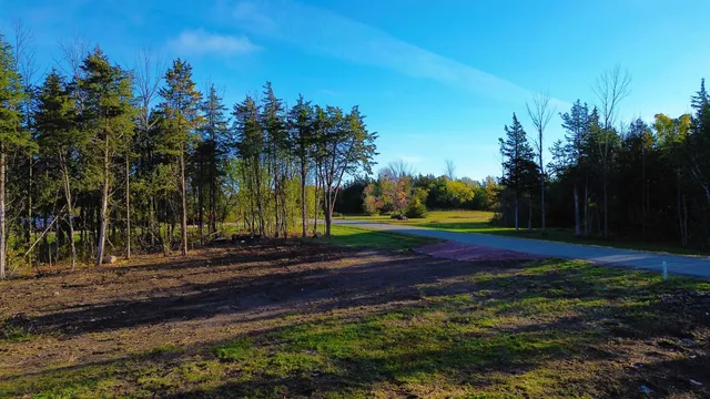 $215,000 | 92 Lindseys Lane, Unit LOT 3, South Hero, VT 05486