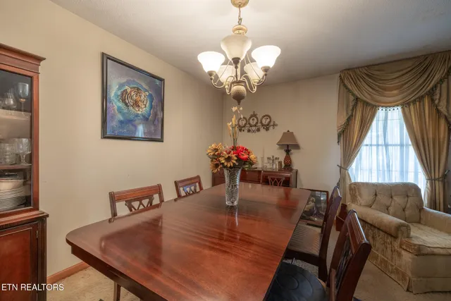 $299,500 | 313 Bryson Street, Athens, TN 37303