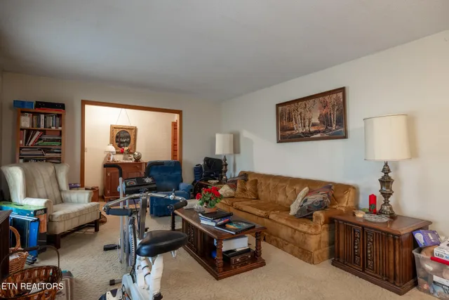 $299,500 | 313 Bryson Street, Athens, TN 37303