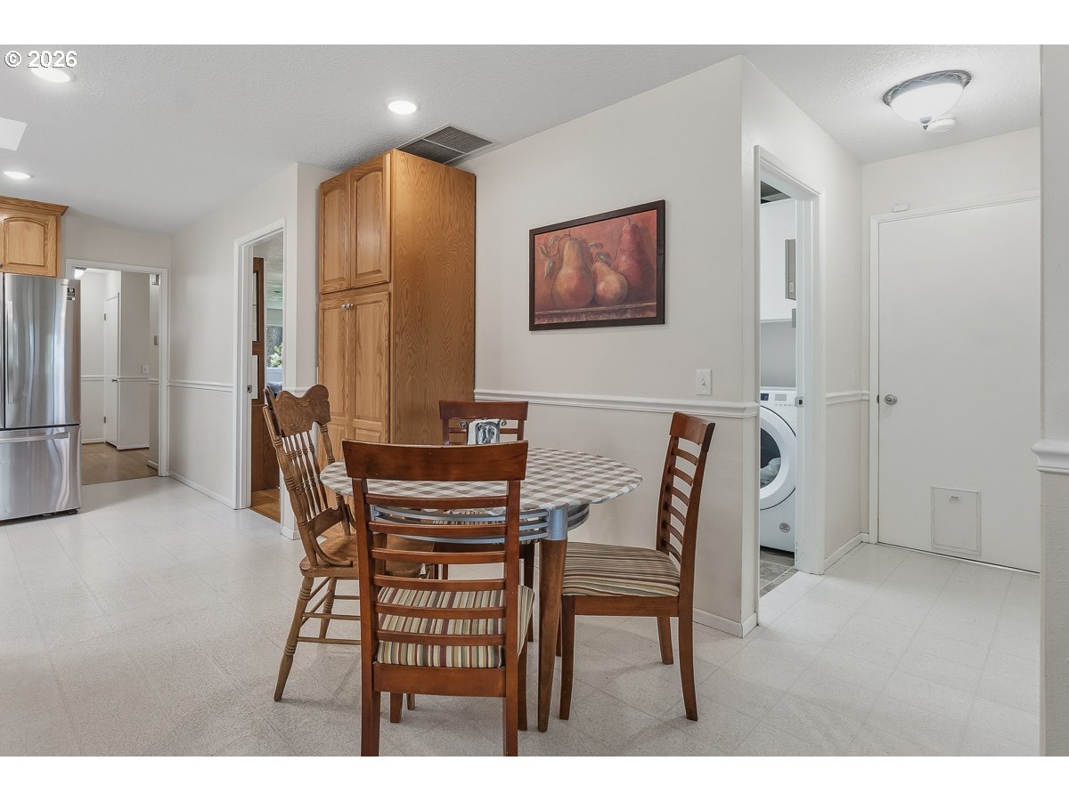 9890 Southwest Grabhorn Road Beaverton, OR 97007 - Photo 12 of 47