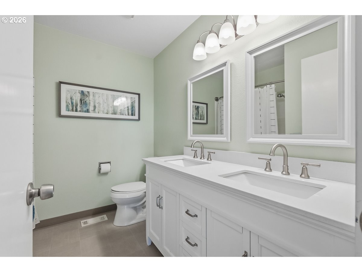 9890 Southwest Grabhorn Road Beaverton, OR 97007 - Photo 23 of 47
