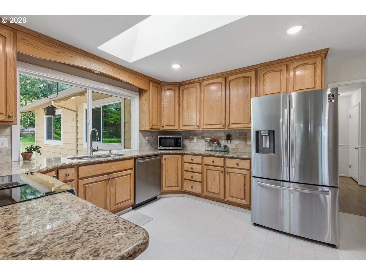 9890 Southwest Grabhorn Road Beaverton, OR 97007 - Photo 10 of 47