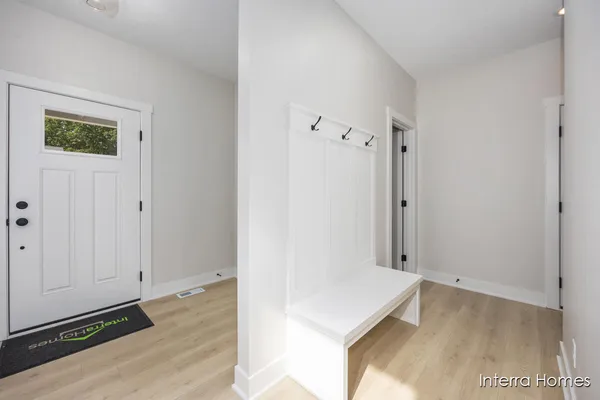 $489,900 | 1418 Kimber Drive, Lowell, MI 49331