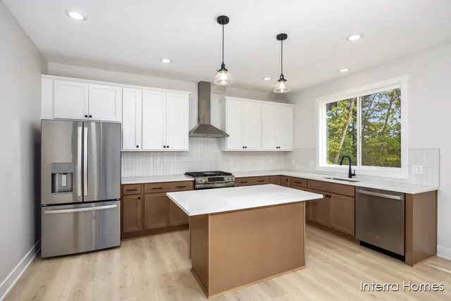 $489,900 | 1418 Kimber Drive, Lowell, MI 49331