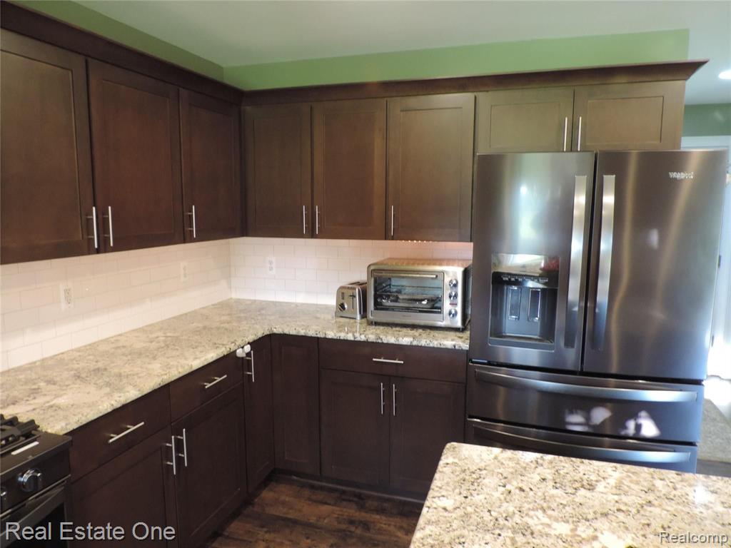 49337 Monte Road Chesterfield, MI 48047 - Photo 27 of 62