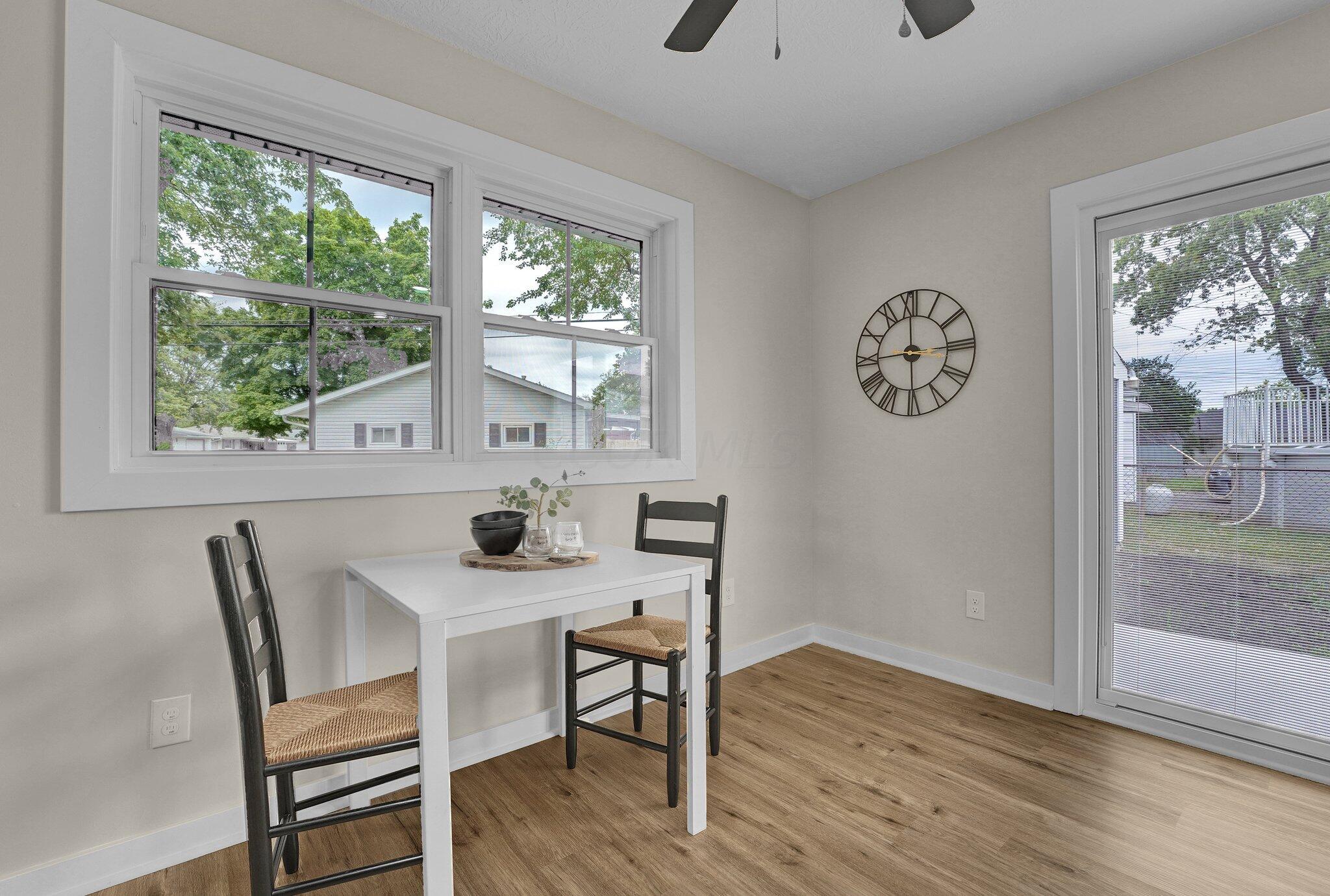 482 Hiler Road Columbus, OH 43228 - Photo 10 of 32 Eat Space (1)