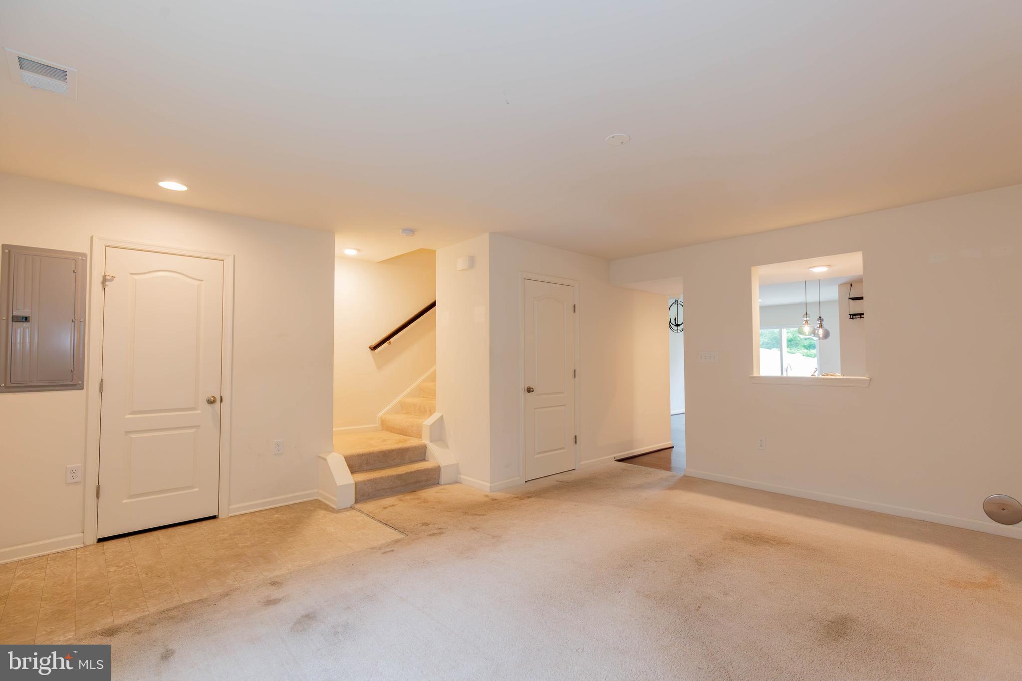 608 Thumper Drive Ranson, WV 25438 - Photo 4 of 26