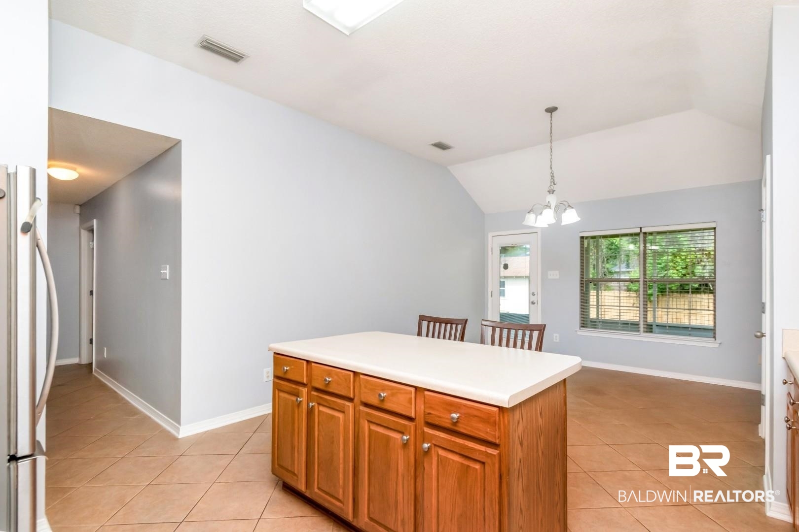2136 Spring Grove Court Mobile, AL 36695 - Photo 8 of 38 Kitchen