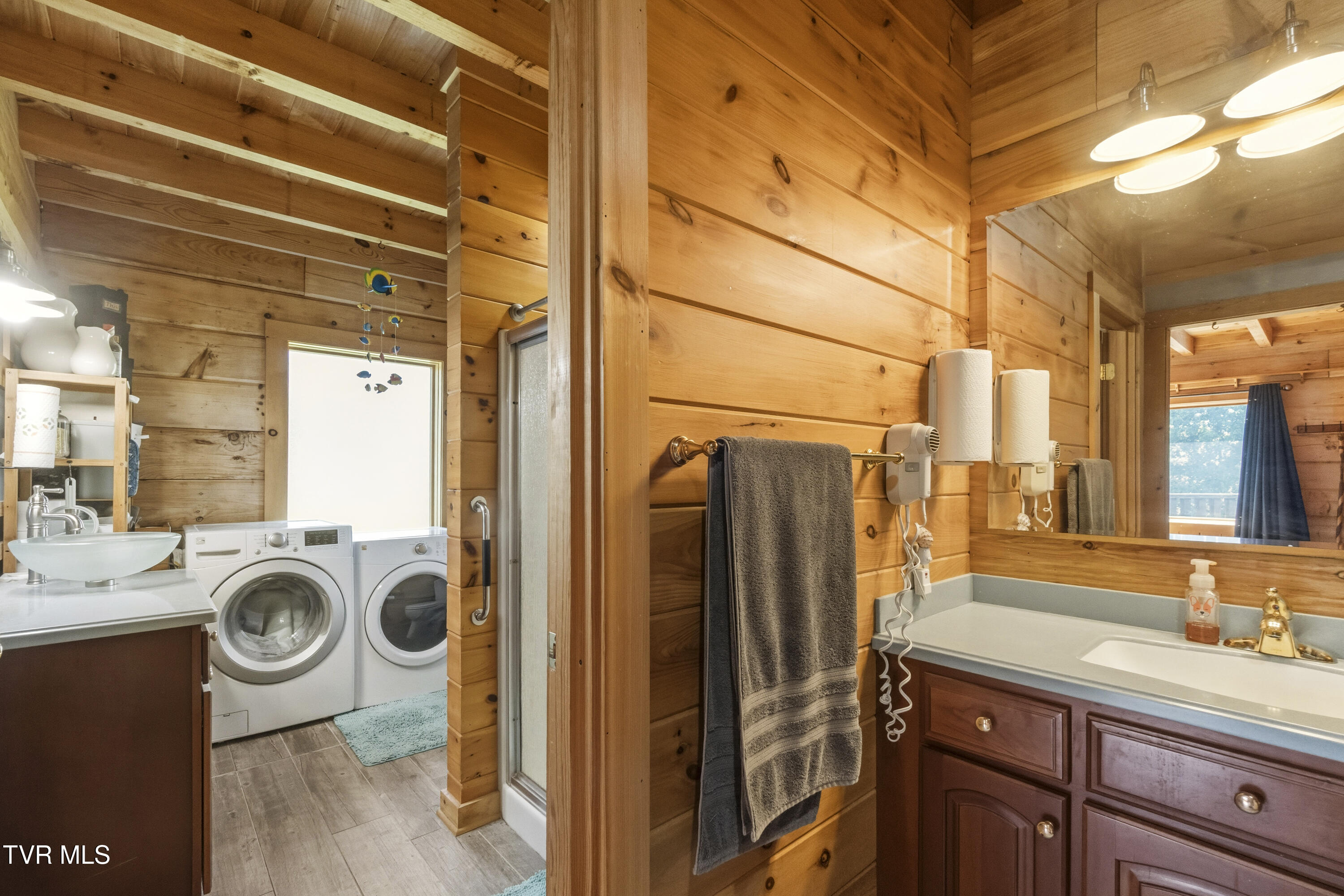 1600 Red Hill Road Greeneville, TN 37743 - Photo 28 of 73 Johnson Primary bath 1DSC05854