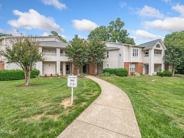 $264,900 | 1911 Falls Landing Drive, Unit 106, Raleigh, NC 27614