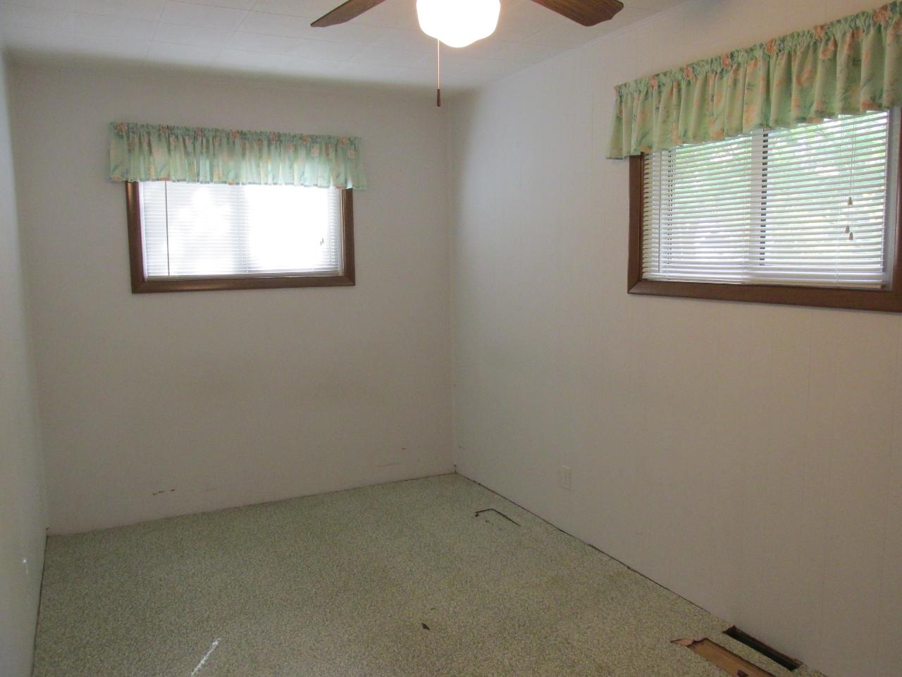 1217 Iverson Street Rhinelander, WI 54501 - Photo 9 of 28 Gallery Image 9