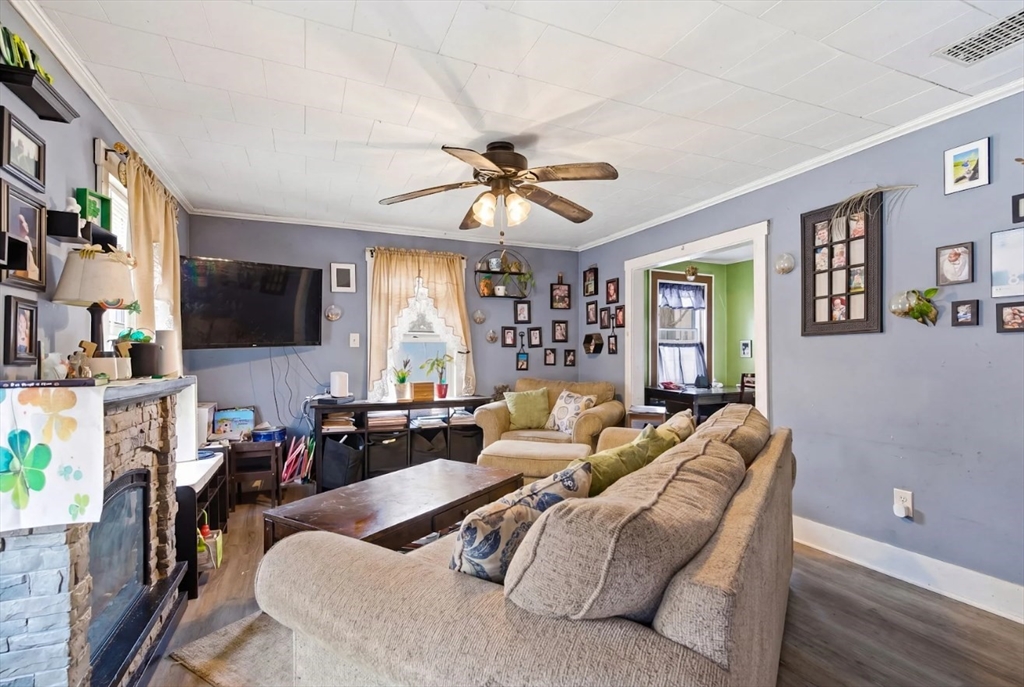 13 Keyes Street Warren, MA 01083 - Photo 4 of 16