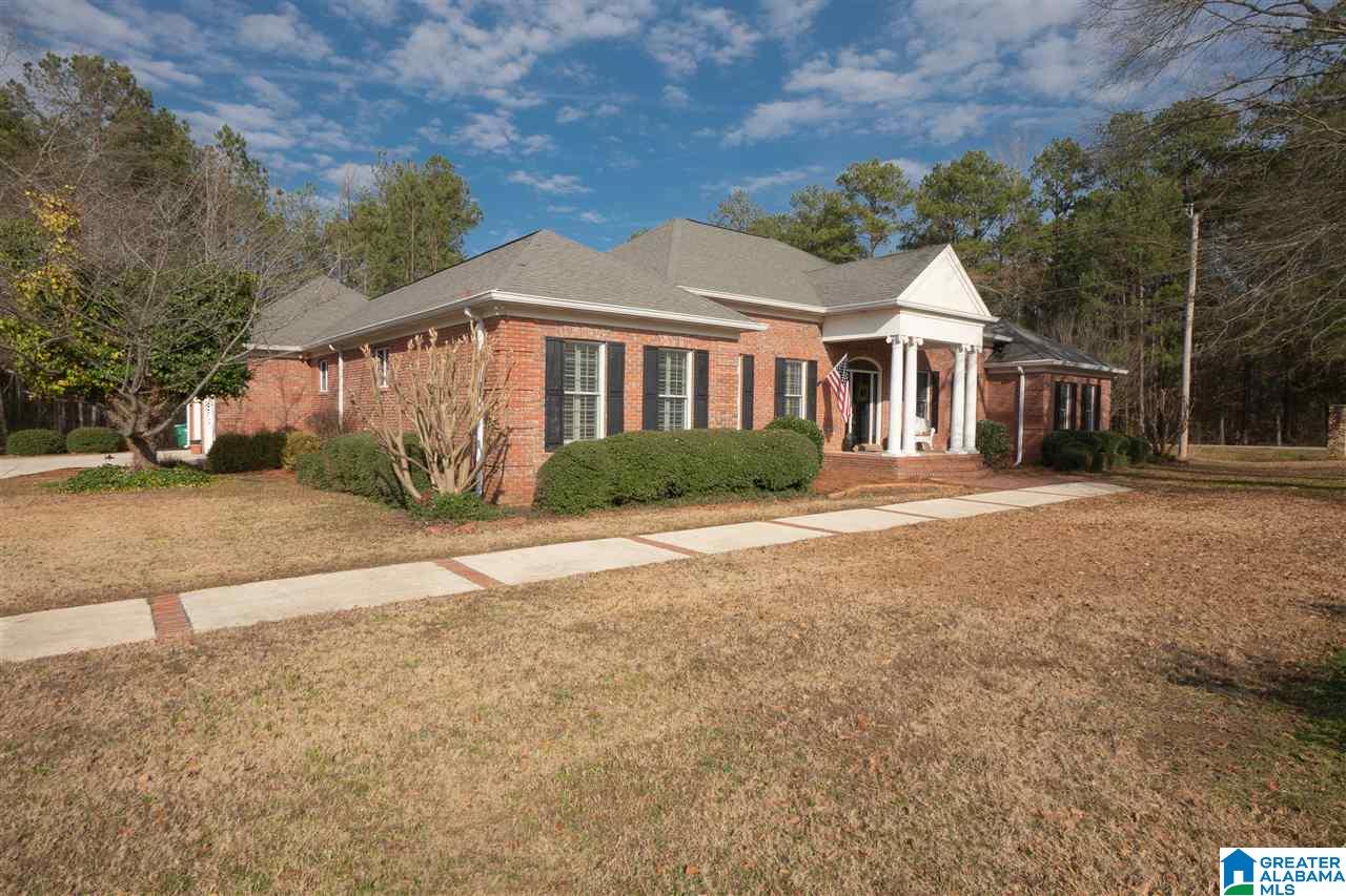18 Stone Ridge Drive Sylacauga, AL 35150 - Photo 4 of 37