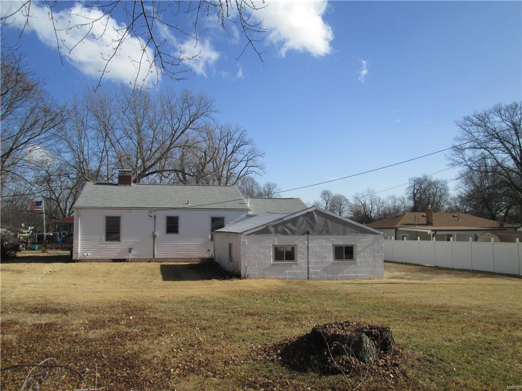 115 Homestead Street O'Fallon, IL 62269 - Photo 4 of 12 Gallery Image 4