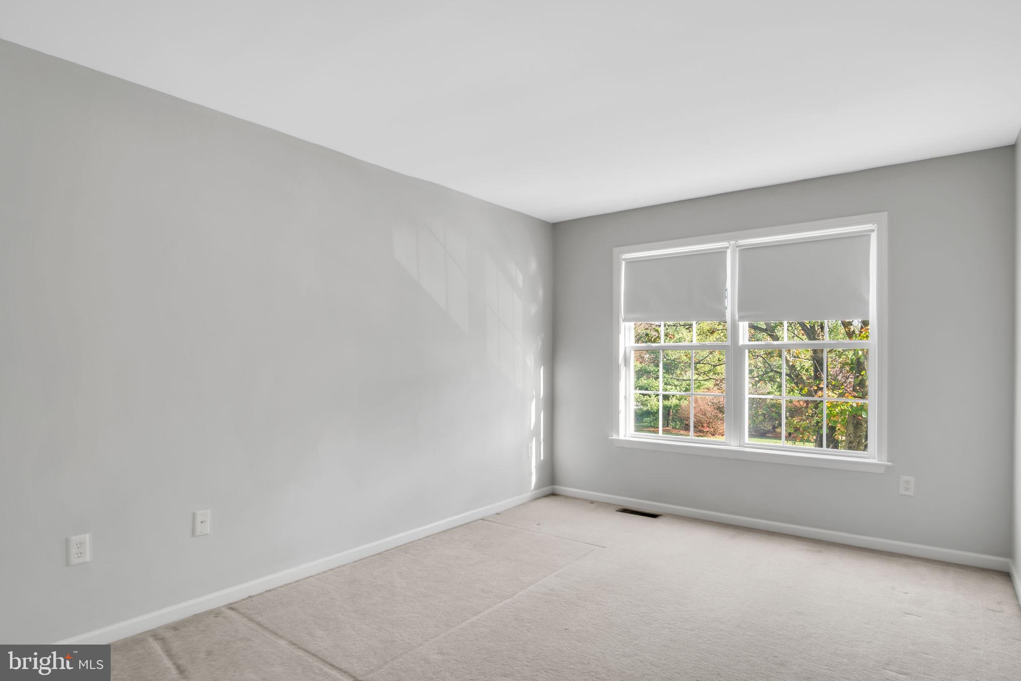 2 Round Ridge Road Mechanicsburg, PA 17055 - Photo 27 of 35 an empty room with a window