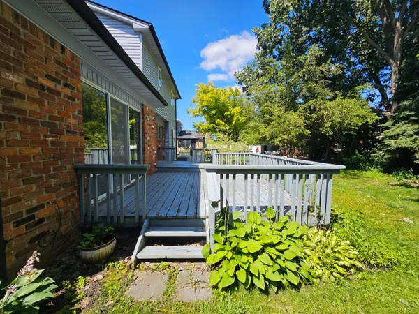 $2,500 | 44180 Richmond Court, Canton, MI 48187