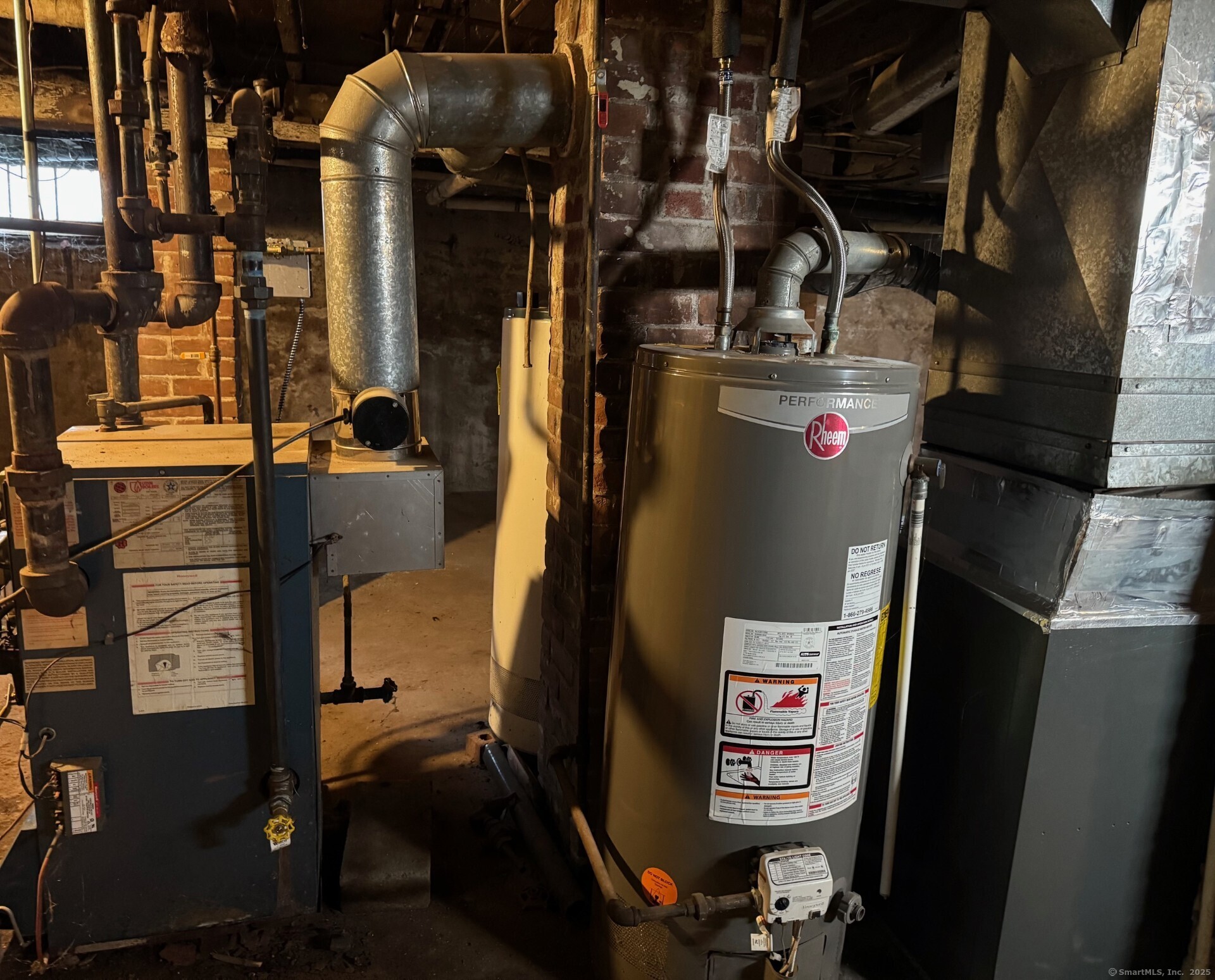 231 School Street Manchester, CT 06040 - Photo 32 of 37