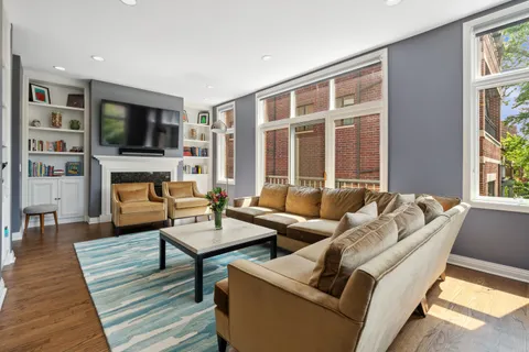 $1,450,000 | 2751 North Greenview Avenue, Unit A, Chicago, IL 60614