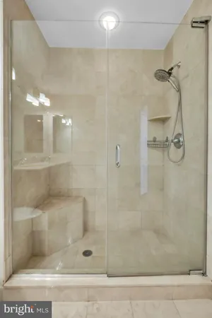 $7,750 | 400-26 South Broad Street, Unit 2407, Philadelphia, PA 19146