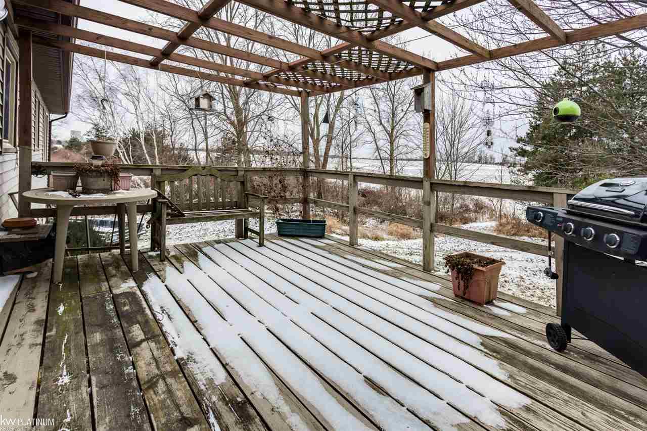 4252 Wixson Road Croswell, MI 48422 - Photo 5 of 34
