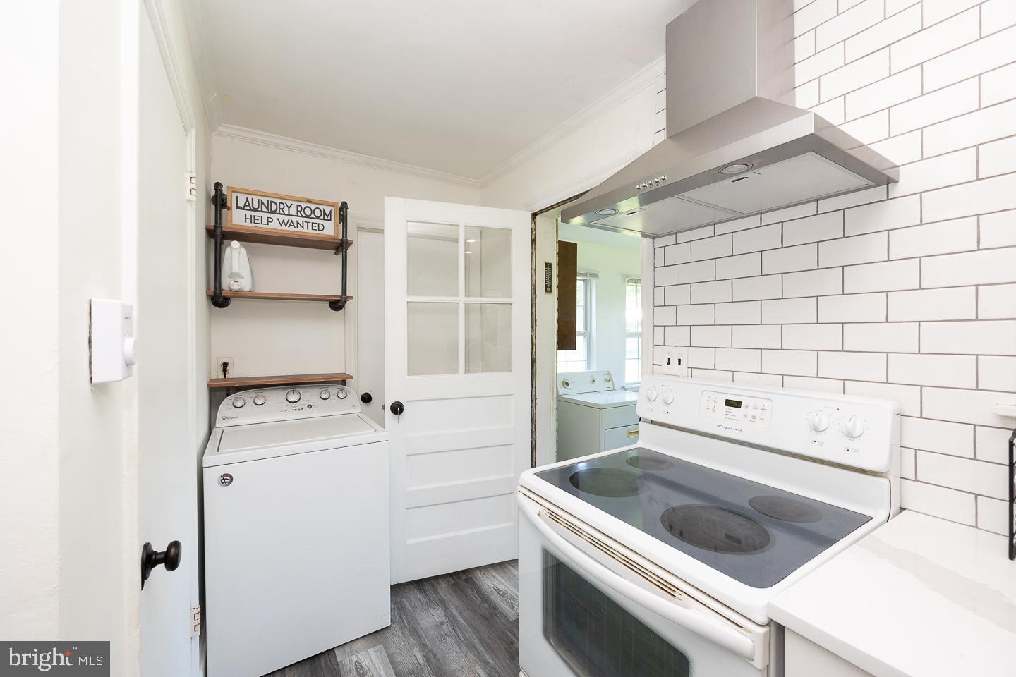 312 Lawrence Road Broomall, PA 19008 - Photo 11 of 23 a utility room with dryer and washer