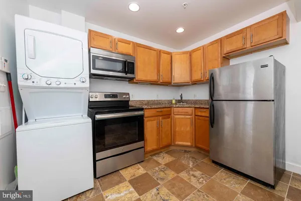 $1,500 | 514 Hobart Place Northwest, Unit 1, Washington, DC 20001