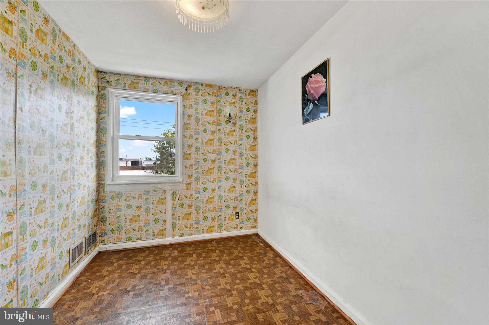 4155 Crest Heights Road Baltimore, MD 21215 - Photo 14 of 28