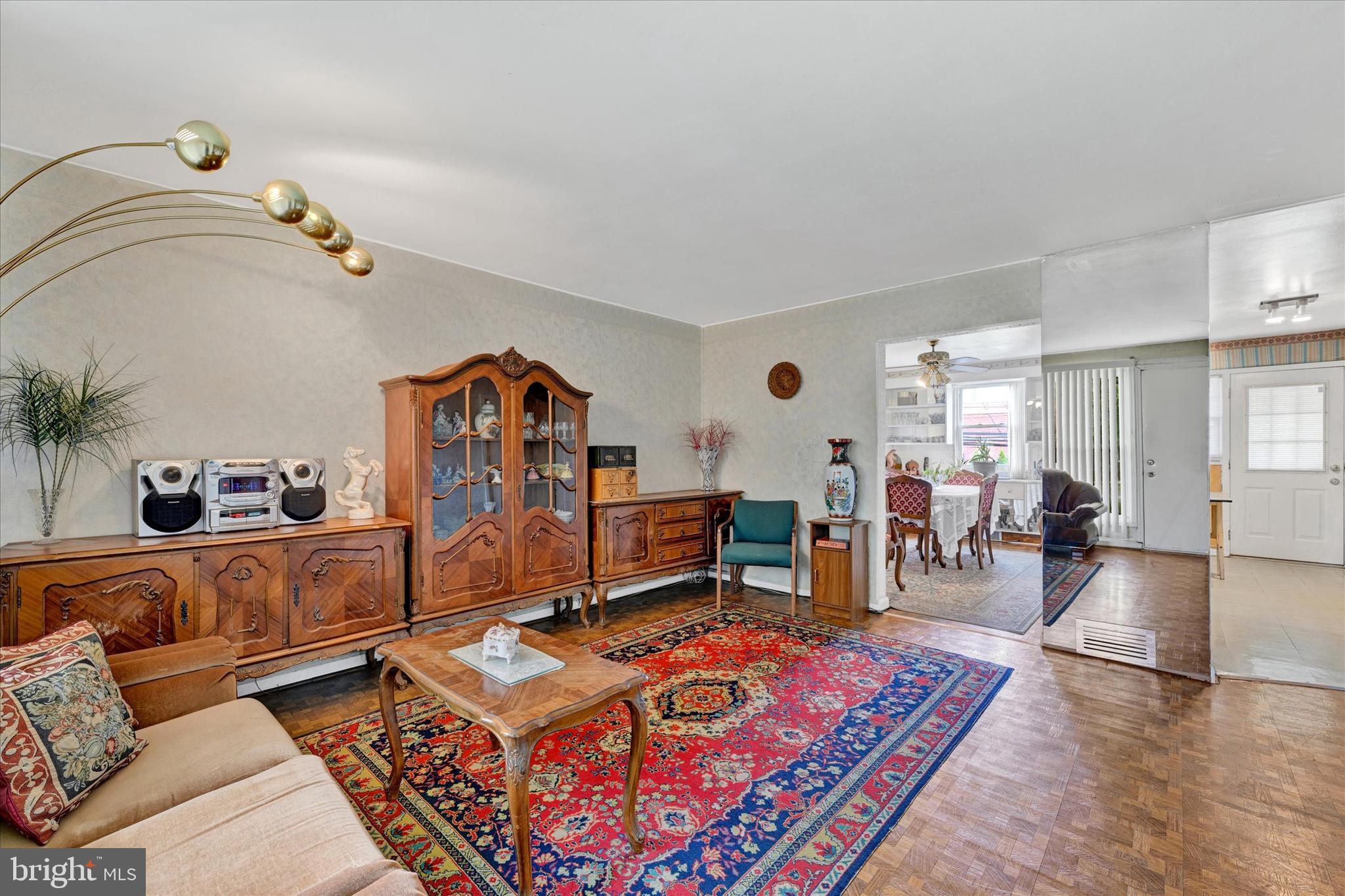 4155 Crest Heights Road Baltimore, MD 21215 - Photo 3 of 28