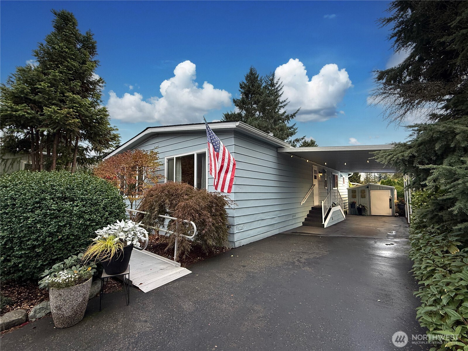 2200 196th Street Southeast, Unit 30 Bothell, WA 98012 - Photo 2 of 36