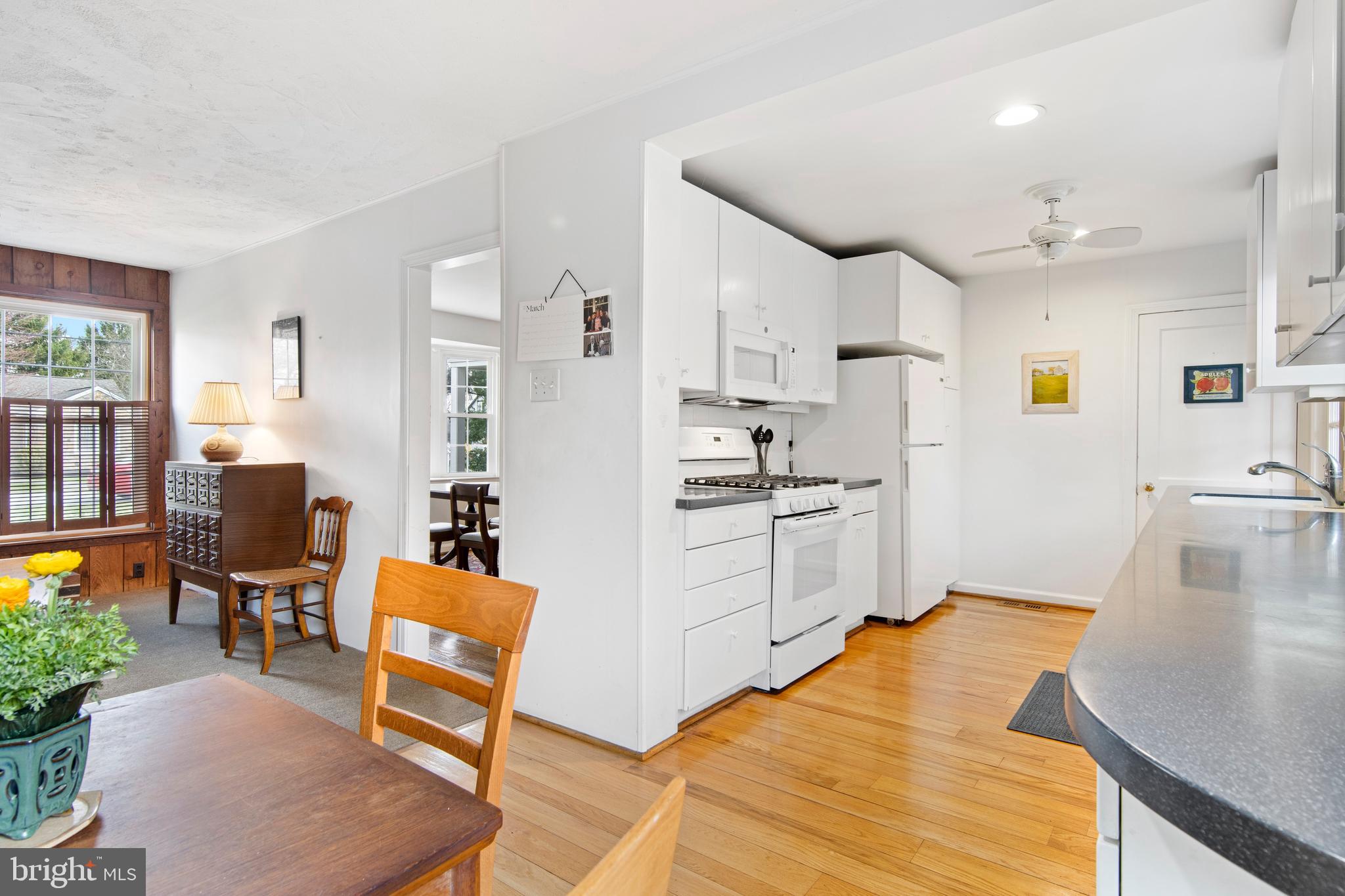 228 Dorset Road Devon, PA 19333 - Photo 19 of 39