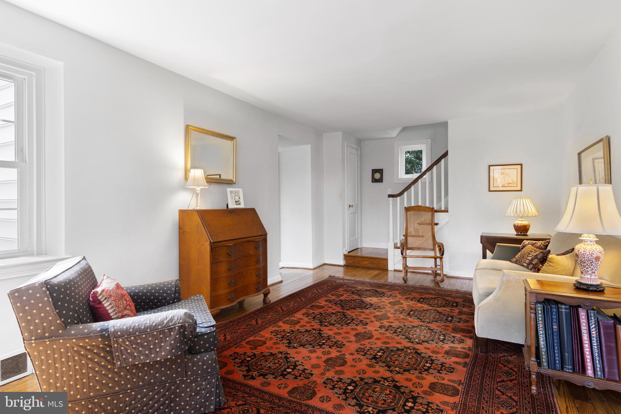 228 Dorset Road Devon, PA 19333 - Photo 5 of 39