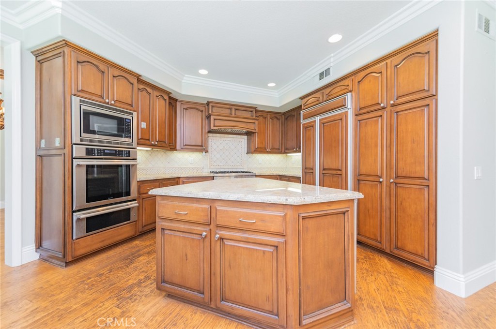 12 Brigadier Irvine, CA 92603 - Photo 17 of 68
