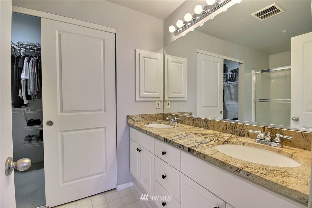 4316 Northeast 5th Court, Unit 102 Renton, WA 98059 - Photo 18 of 30
