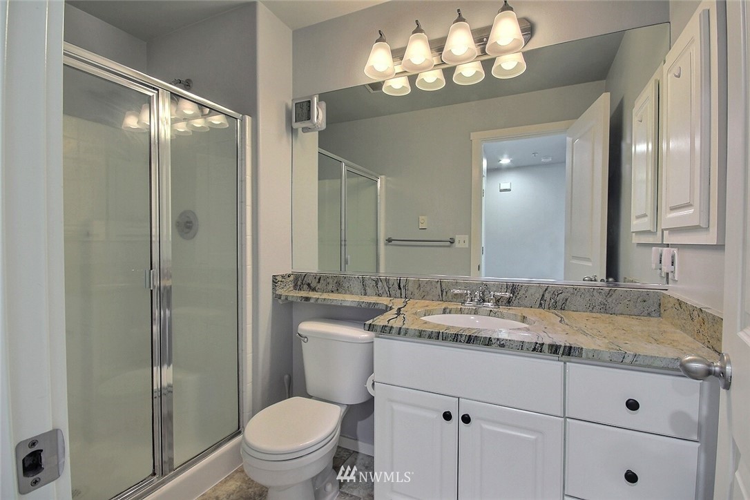 4316 Northeast 5th Court, Unit 102 Renton, WA 98059 - Photo 23 of 30