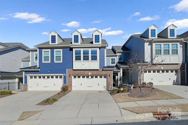 $425,000 | 620 Amber Meadows Way, Fort Mill, SC 29708