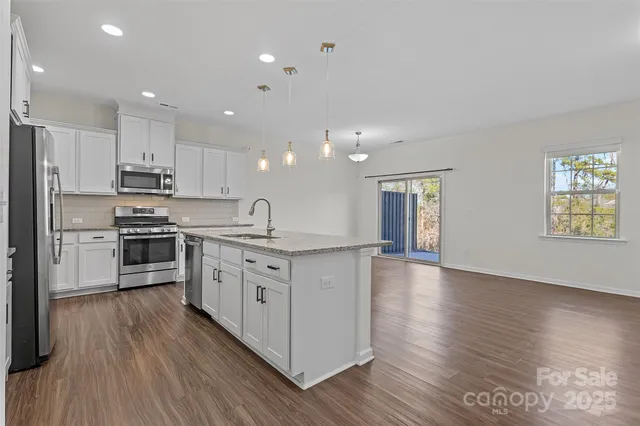 $425,000 | 620 Amber Meadows Way, Fort Mill, SC 29708