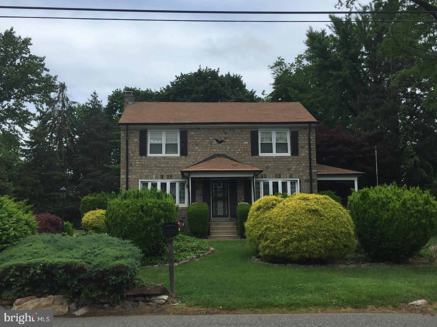 13070 Proctor Road Philadelphia, PA 19116 - Photo 3 of 18