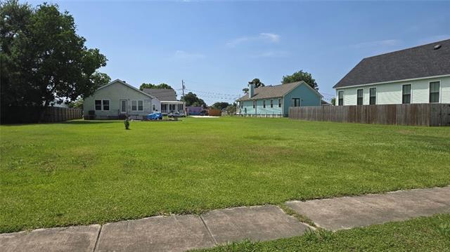 1824 Benjamin Street Arabi, LA 70032 - Photo 2 of 2