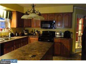 145 Quiet Road Sicklerville, NJ 08081 - Photo 2 of 12 Kitchen