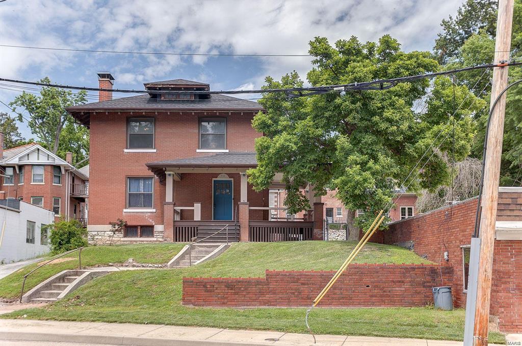 711 East Main Street Belleville, IL 62220 - Photo 1 of 22